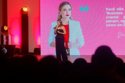 As dores invisíveis do RH: Como a liderança de “super-herói” pode adoecer equipes sem perceber
