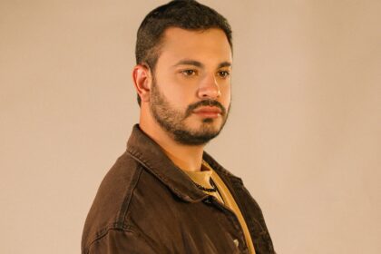 Do EP “Volte a Viver”: Pingguim celebra conquista do Top 10 Pop da Crowley com “Me Faz Melhor”, ao lado de Bruna Magalhães