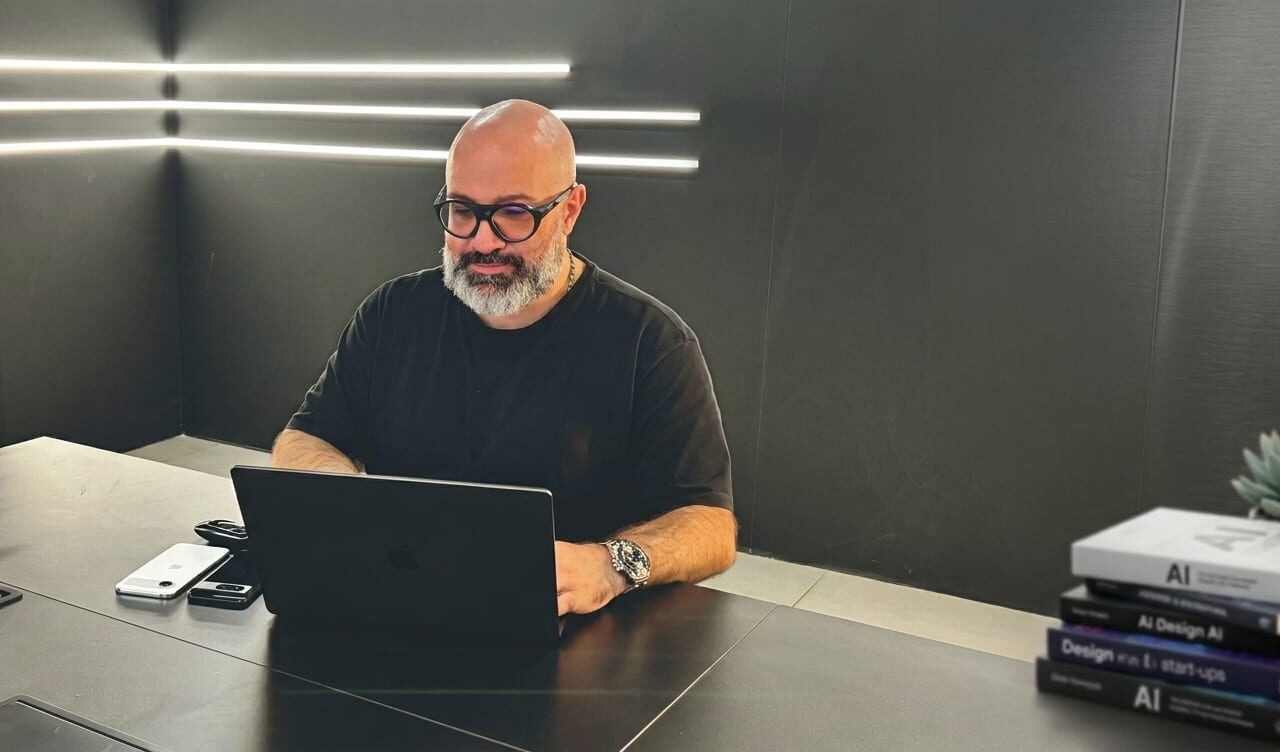 O time interno de IA vale mais do que a licença: o retorno escondido de construir