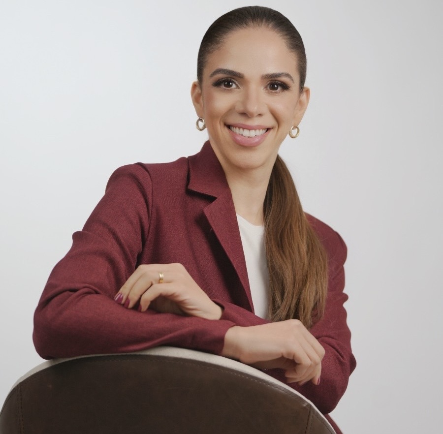 Vivian Bettoni afirma que a próxima fronteira da IA nas empresas pode estar nos bastidores da alta liderança.