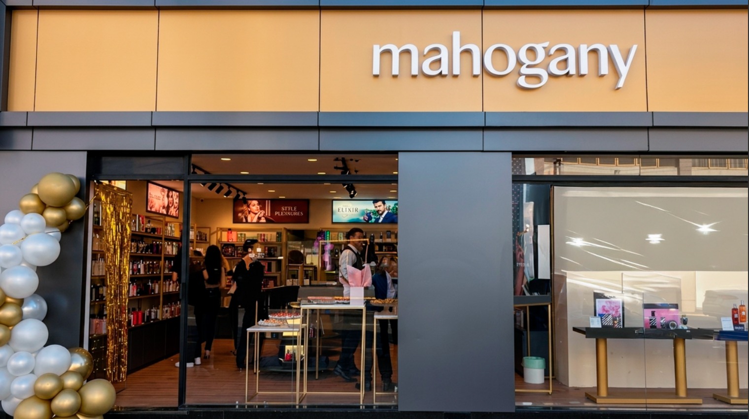 Mahogany abre oito lojas e aposta em unidade multicanal.