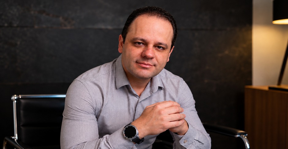 Dr. Fábio Thadeu Ferreira acredita que a eficiência depende da integração de diferentes fatores, como a tecnologia, a capacidade clínica e a decisão do paciente sobre sua saúde.