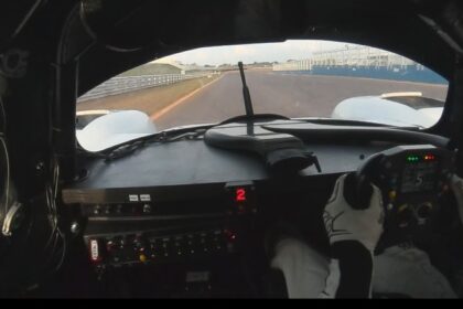 Piloto da Autlog Racing mostra o Ligier P320 e a nova parceria com ELF.