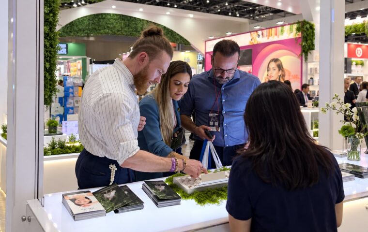 Carolina Facco participou da K-Beauty Expo Korea para encontrar ingredientes e formulações para os próximos produtos da Cicatribem.