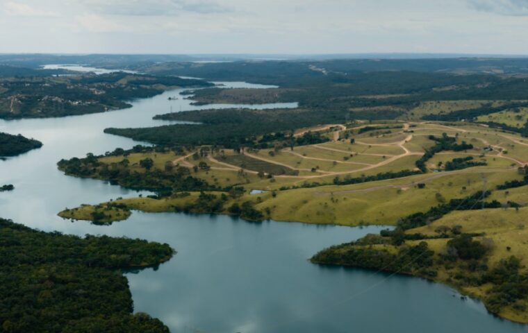 Lago Corumbá IV, em Abadiânia, a Fazenda do Lago, do Grupo CPR.