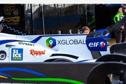 Piloto da Autlog Racing exibe Ligier P320 #22 e nova parceria com ELF.